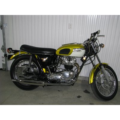 1971 triumph bonneville 650 chopper